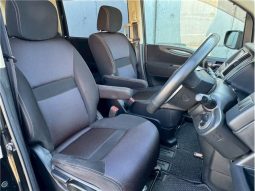 Nissan Serena Highway Star 2009 full