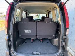 Nissan Serena Highway Star 2009 full