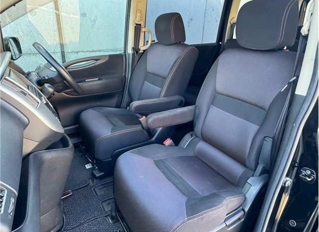Nissan Serena Highway Star 2009 full