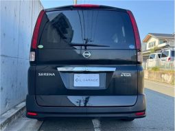 Nissan Serena Highway Star 2009 full