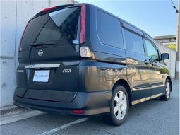 Nissan Serena Highway Star 2009 full