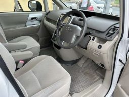 Toyota Noah X Smart Edition 2012 full