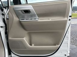 Toyota Noah X Smart Edition 2012 full