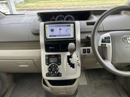 Toyota Noah X Smart Edition 2012 full