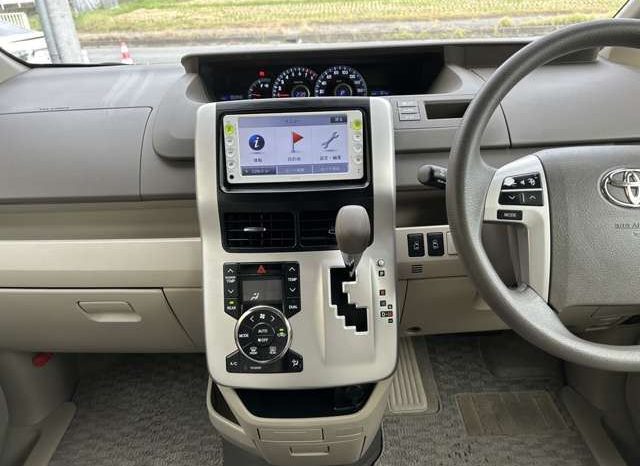 Toyota Noah X Smart Edition 2012 full