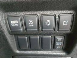 Nissan Elgrand 250 Highway star 2013 full