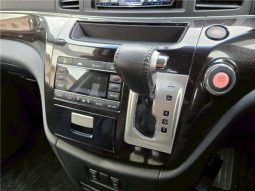 Nissan Elgrand 250 Highway star 2013 full