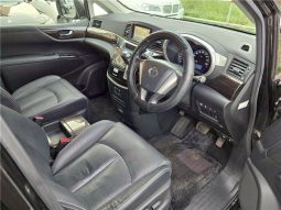 Nissan Elgrand 250 Highway star 2013 full