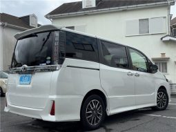 Toyota Voxy ZS Kiramei II 2016 full