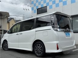 Toyota Voxy ZS Kiramei II 2016 full