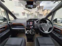 Toyota Voxy ZS Kiramei II 2016 full