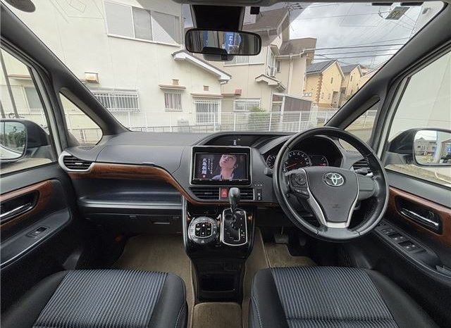 Toyota Voxy ZS Kiramei II 2016 full