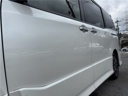 Toyota Voxy ZS Kiramei II 2016 full