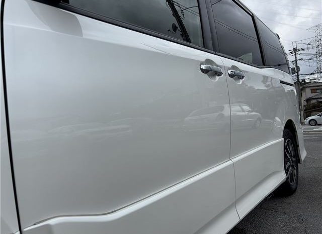 Toyota Voxy ZS Kiramei II 2016 full