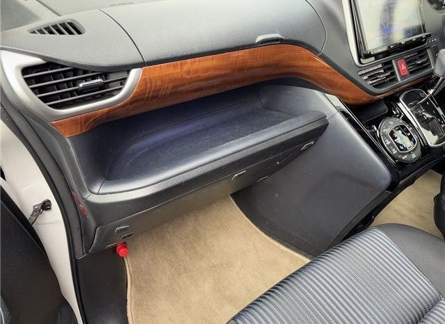 Toyota Voxy ZS Kiramei II 2016 full