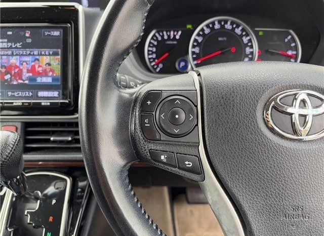 Toyota Voxy ZS Kiramei II 2016 full