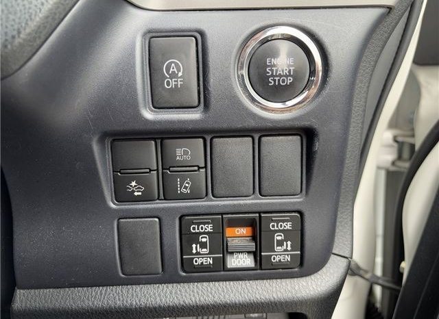 Toyota Voxy ZS Kiramei II 2016 full