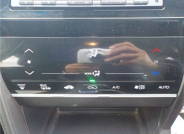 Honda Shuttle Hybrid X Style Edition 2016 full