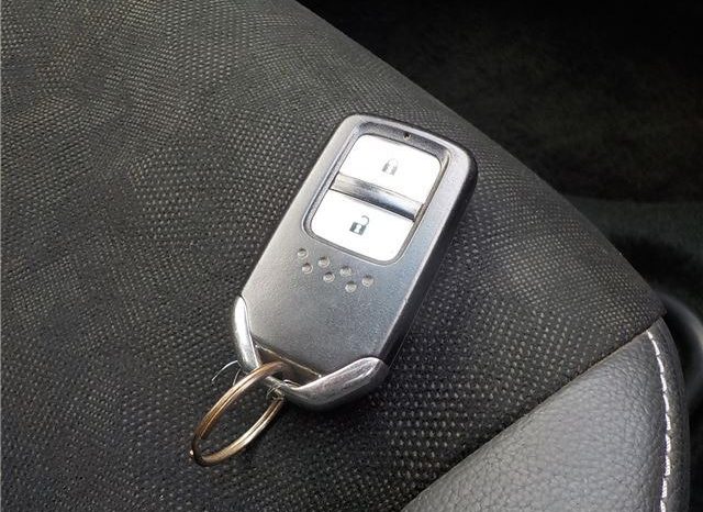 Honda Shuttle Hybrid X Style Edition 2016 full