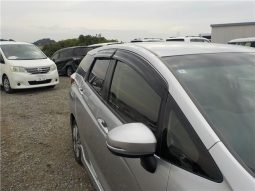 Honda Shuttle Hybrid X Style Edition 2016 full