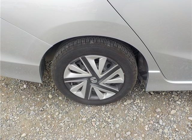 Honda Shuttle Hybrid X Style Edition 2016 full