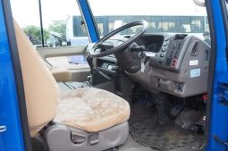 Mitsubishi Fuso Rosa 2009 full