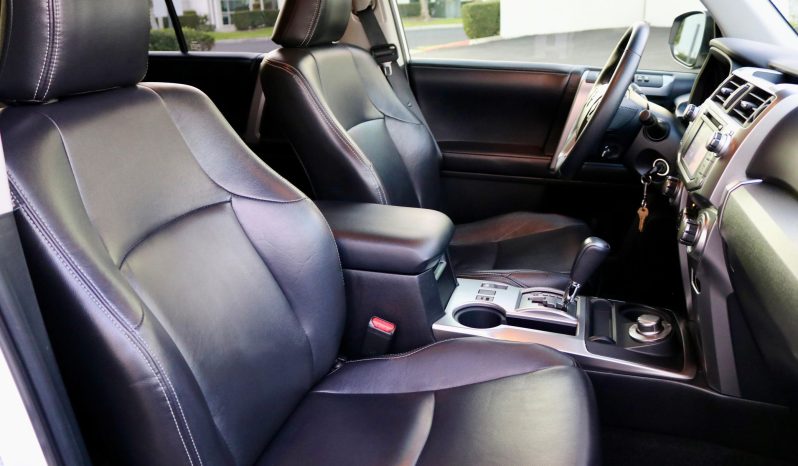 2016 TOYOTA 4RUNNER SR5 4X4 full