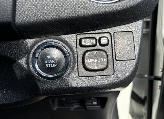 Toyota Vitz F LED Edition 2016 full