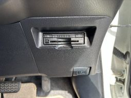 Toyota Vitz F LED Edition 2016 full