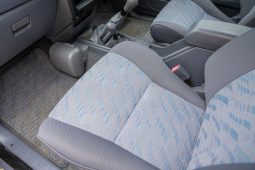 Toyota Hilux 2000 full