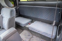 Toyota Hilux 2000 full