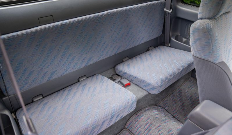 Toyota Hilux 2000 full