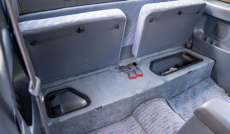 Toyota Hilux 2000 full