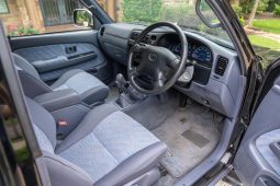 Toyota Hilux 2000 full
