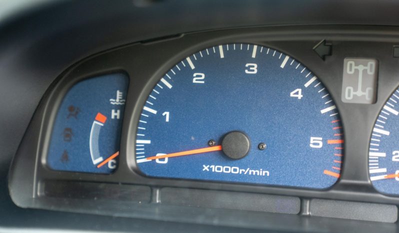 Toyota Hilux 2000 full