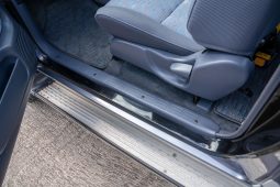 Toyota Hilux 2000 full