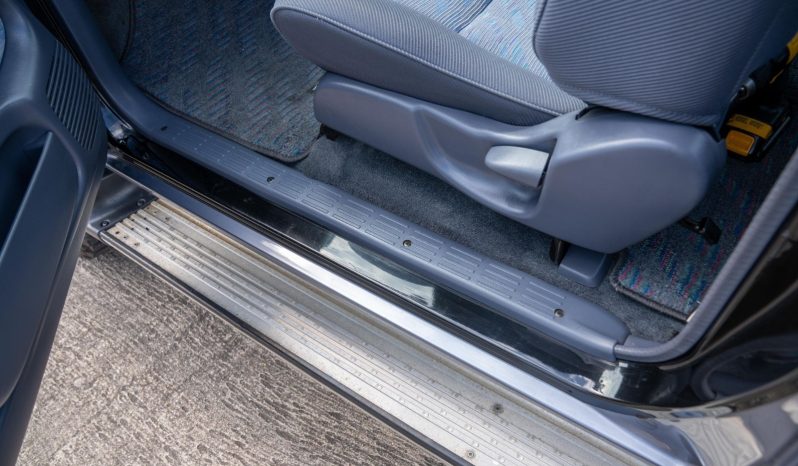 Toyota Hilux 2000 full