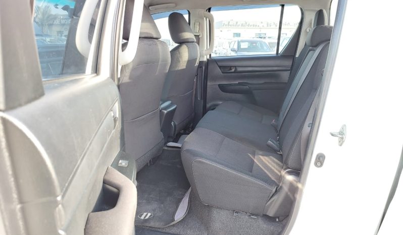 Toyota Hilux Double cab ( 1GD ) 2016 full