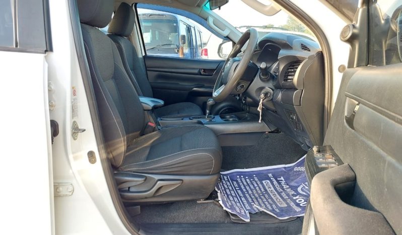 Toyota Hilux Double cab ( 1GD ) 2016 full