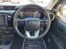 Toyota Hilux Double cab ( 1GD ) 2016 full