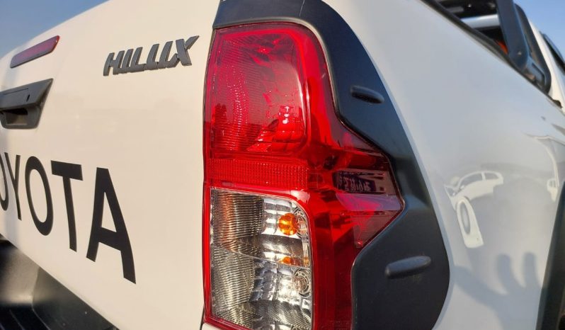 Toyota Hilux Double cab ( 1GD ) 2016 full