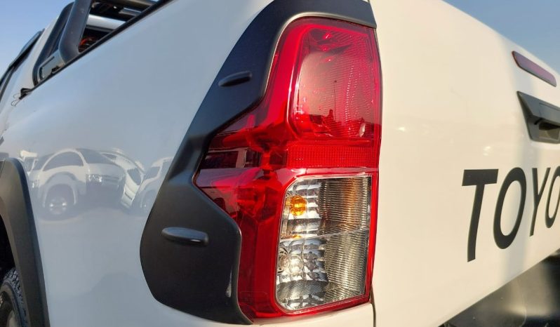 Toyota Hilux Double cab ( 1GD ) 2016 full