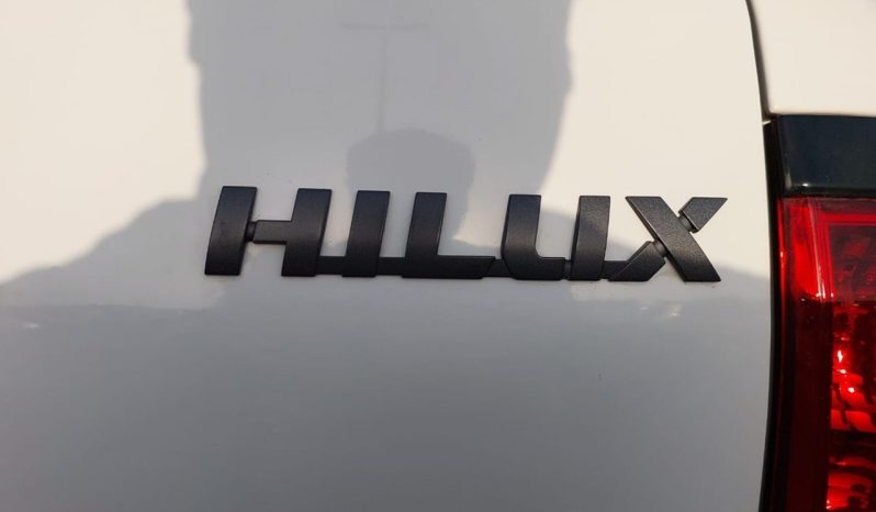 Toyota Hilux Double cab ( 1GD ) 2016 full