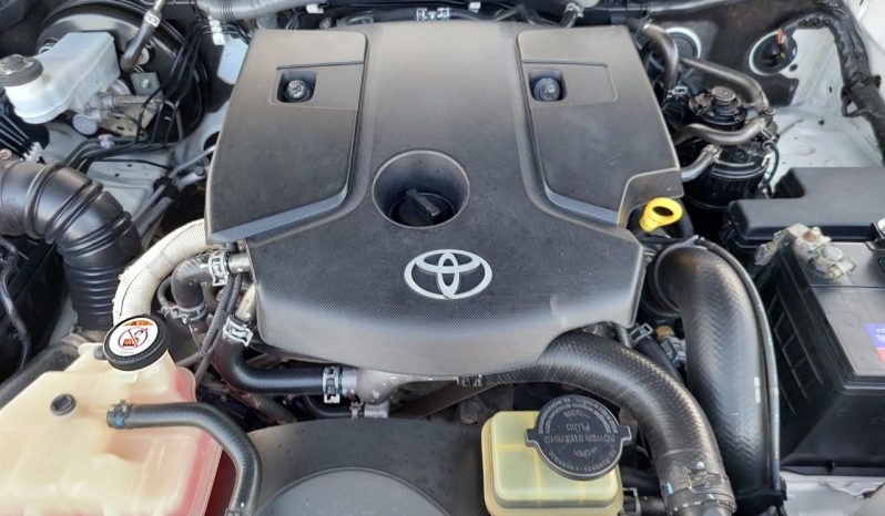 Toyota Hilux Double cab ( 1GD ) 2016 full