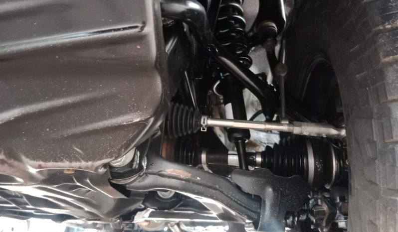 Toyota Hilux SR5 ( 1GD ) 2016 full