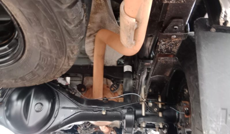 Toyota Hilux SR5 ( 1GD ) 2016 full