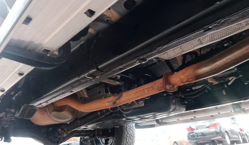 Toyota Hilux SR5 ( 1GD ) 2016 full