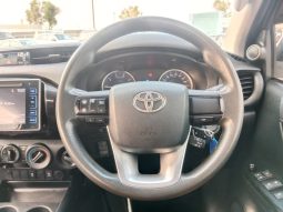 Toyota Hilux SR5 ( 1GD ) 2016 full
