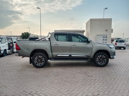 Toyota Hilux SR5 ( 1GD ) 2016 full
