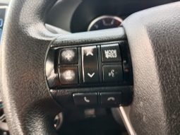 Toyota Hilux SR5 ( 1GD ) 2016 full